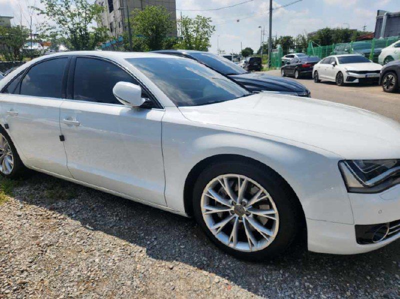 2013 Audi A8 — Отримання з аукціону