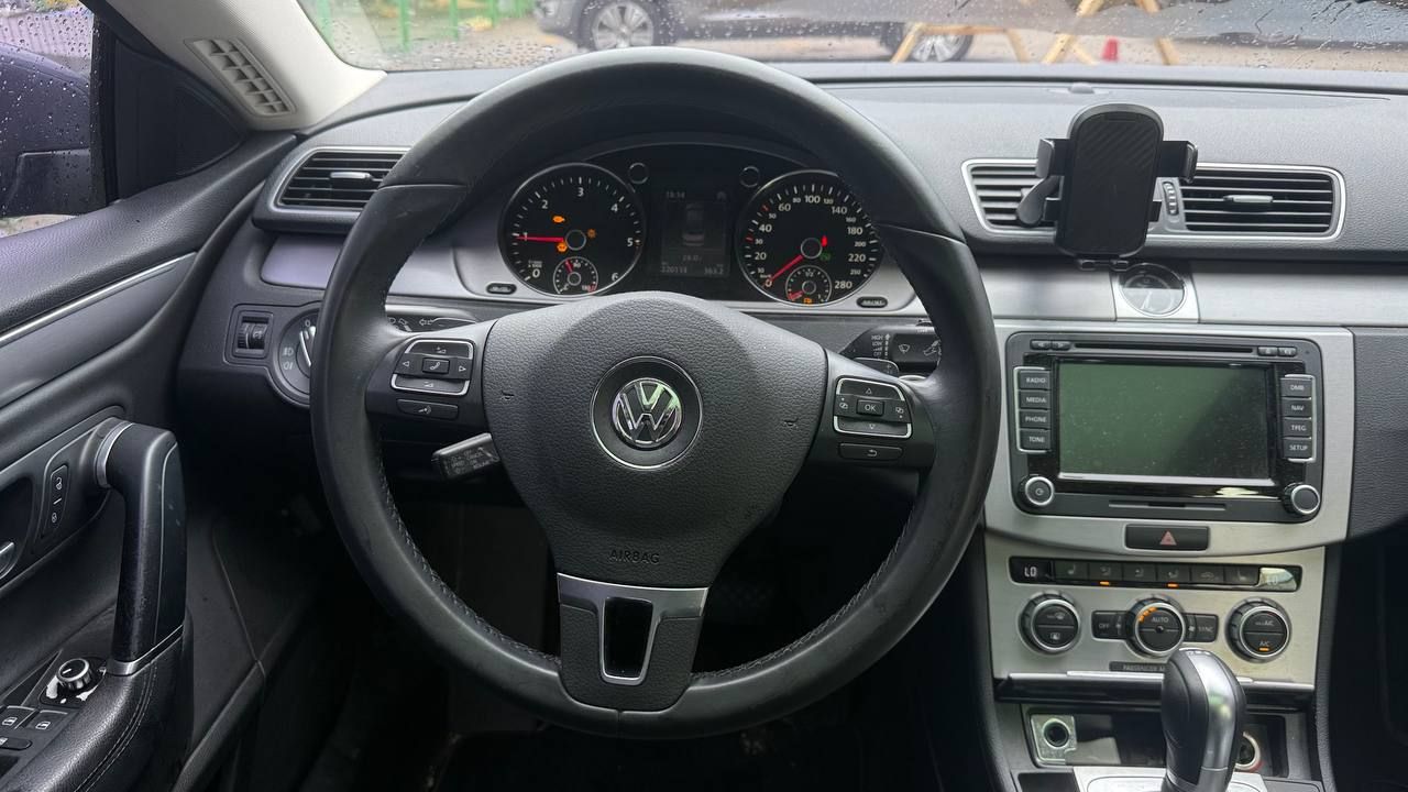 2015 Volkswagen Cc — Майданчик