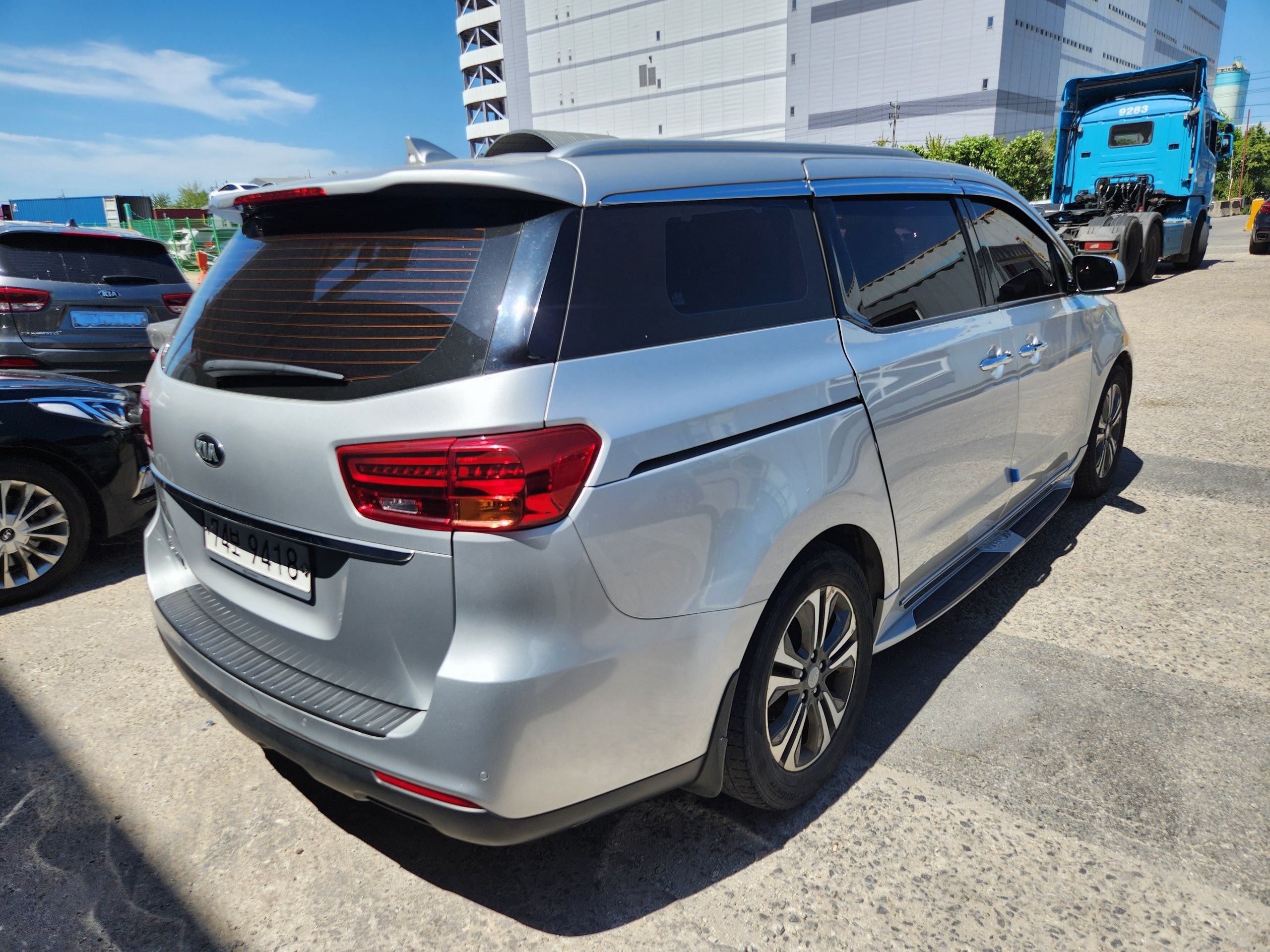 2018 Kia Carnival — Майданчик